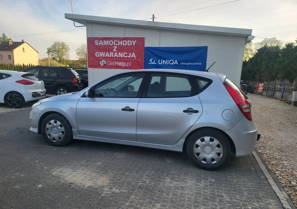 Hyundai I30 cena 17900 przebieg: 149008, rok produkcji 2010 z Dobczyce małe 466